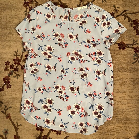 Le Lis M Blue Bird Print Top Blouse Shirt Sweet - Picture 1 of 4